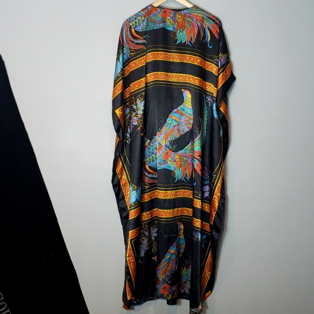 Winlar Kaftan Satin Peacock Print Resort Luxury - Picture 7 of 9